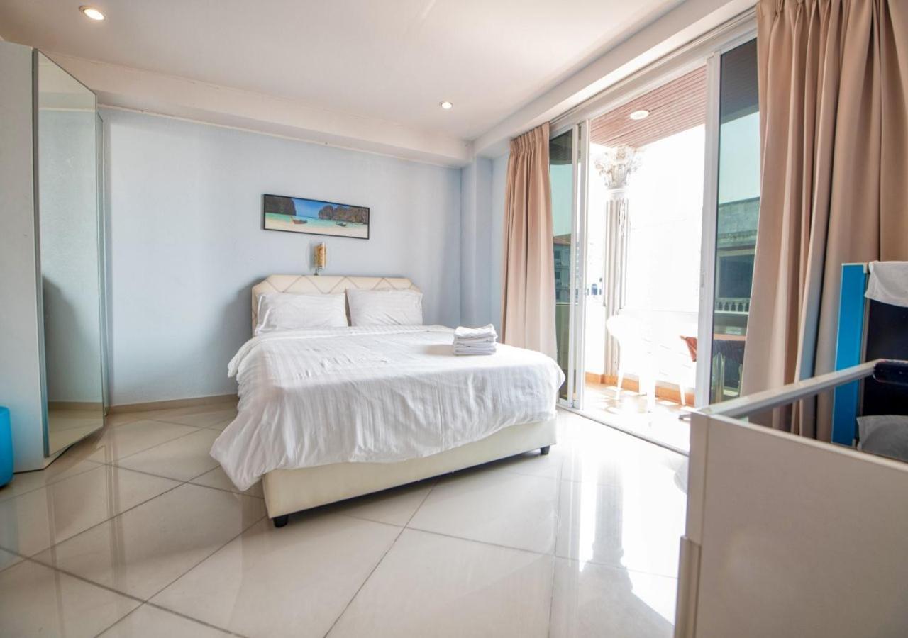 Akvavit Living Hotel Pantai Jomtien Bagian luar foto