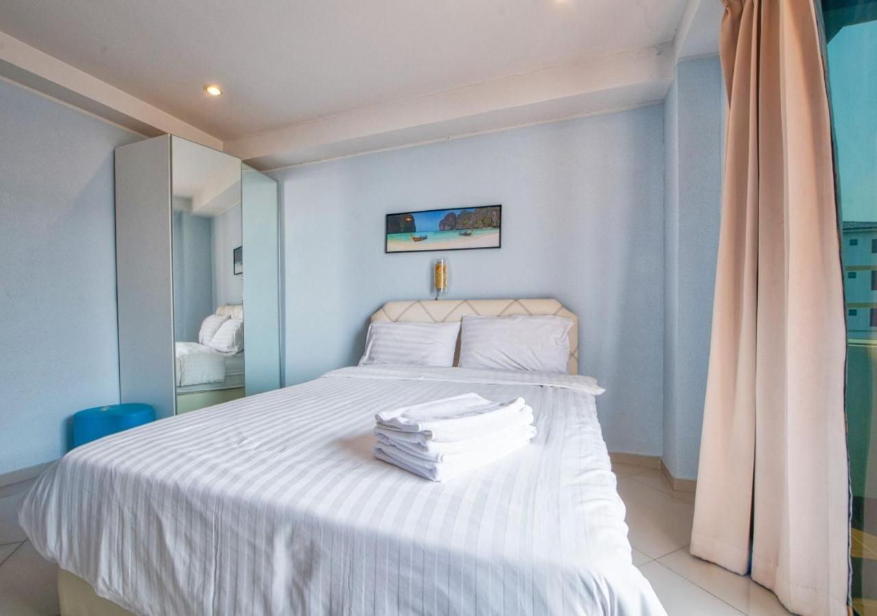 Akvavit Living Hotel Pantai Jomtien Bagian luar foto